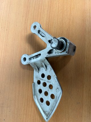 Soporte Estribera Derecha Hyosung GT 250 R 2006