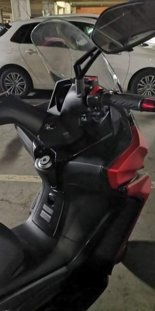 Kymco Superdink 125cc Negra/Roja