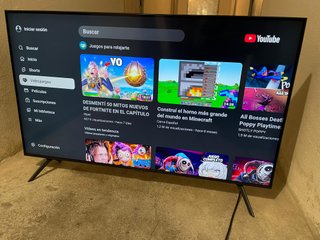 Samsung 43" 4k UHD Smart TV Televisión Como Nueva