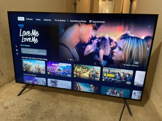 Samsung 43" 4k UHD Smart TV Televisión Como Nueva