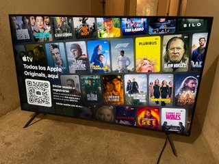 Samsung 43" 4k UHD Smart TV Televisión Como Nueva