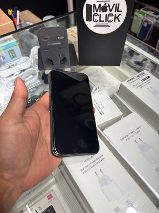 iPhone 11 64GB Negro