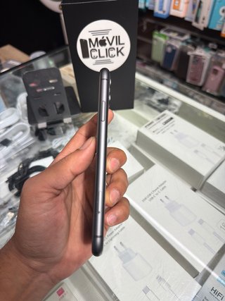 iPhone 11 64GB Negro