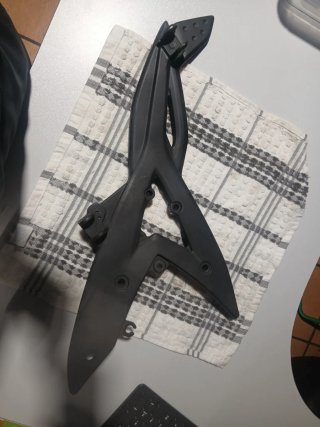 Estribera Derecha Kawasaki ER6n