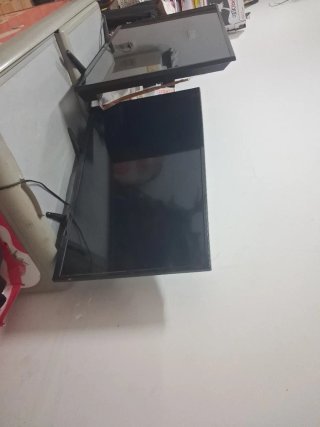2 Televisores Negros