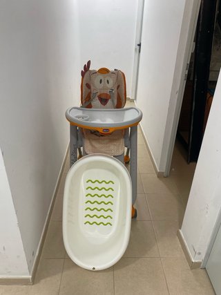 Silla de comer y bañera para bebé