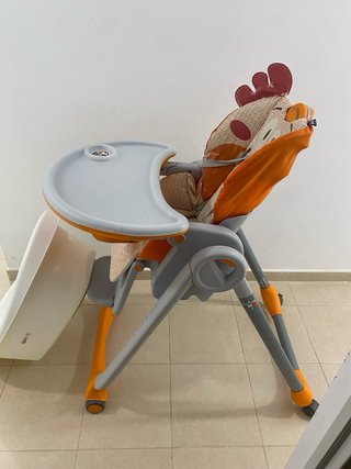 Silla de comer y bañera para bebé