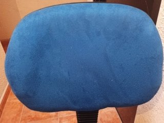 Silla de oficina azul y negra