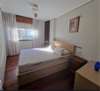 Cama matrimonio con cajones