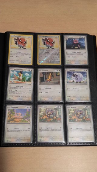 Cartas Pokémon TCG en inglés, español y coreano