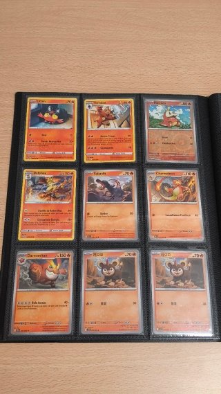 Cartas Pokémon TCG en inglés, español y coreano