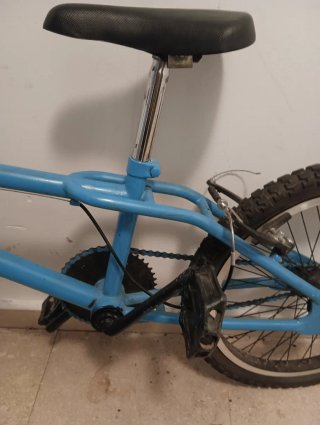 Bicicleta BMX azul