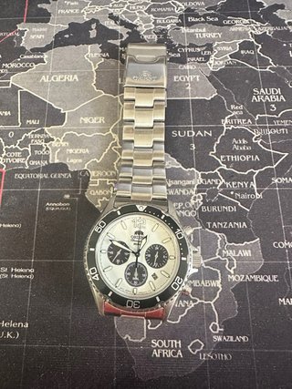 Reloj Orient Mako Panda Cronógrafo