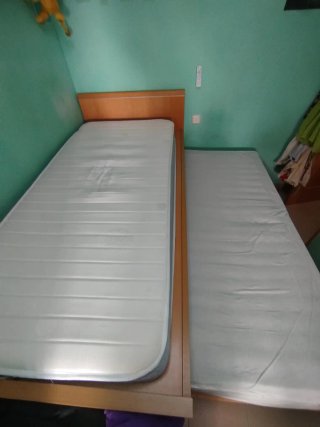 Cama nido doble + 4 cajones + 2 colchones gratis.