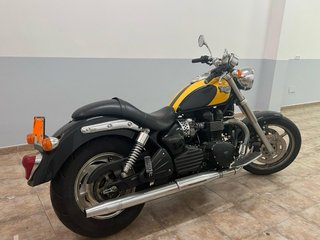 Triumph Speedmaster 908ML