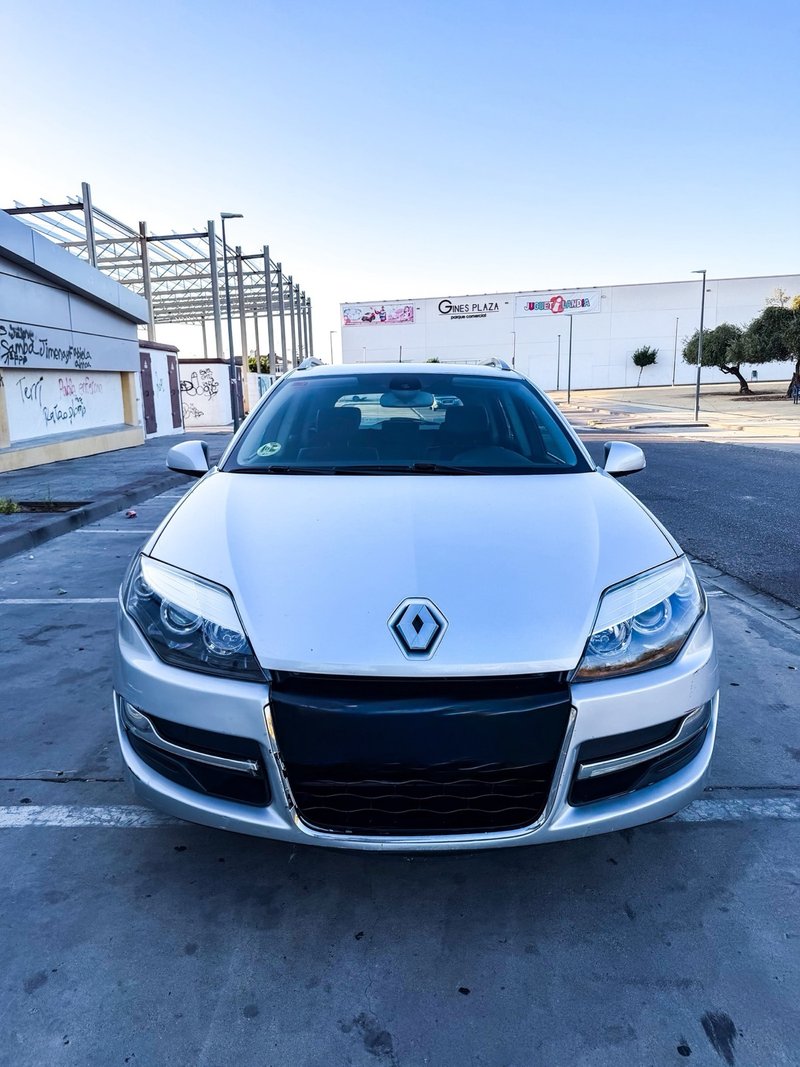 Renault Laguna 2013 - foto 1