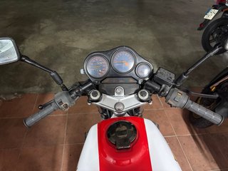 Honda NS250F Roja y Blanca