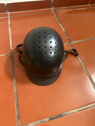 Casco ecuestre para montar a caballo