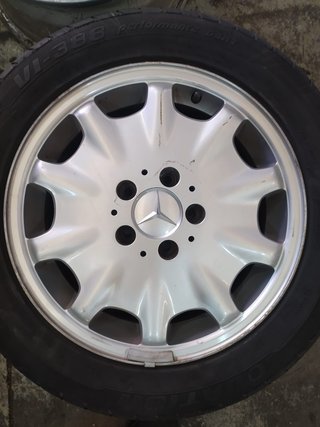 Llantas Mercedes Clase E W210 (4 unidades)