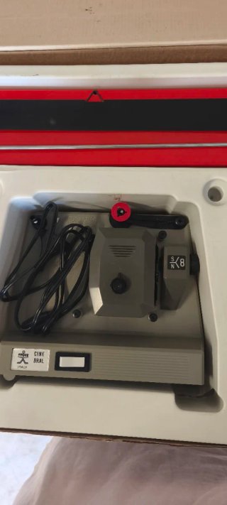 Proyector Cinebral Bipasso 8mm