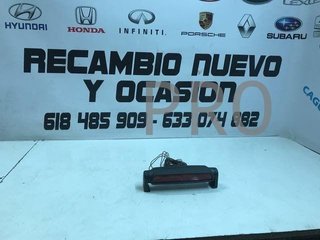Tercera luz de freno nueva universal