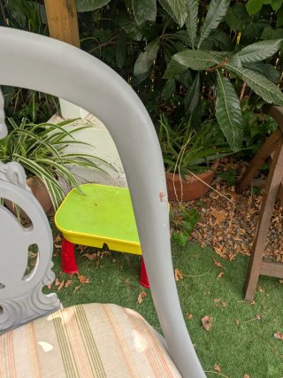 Sillas Grises con Tapicería