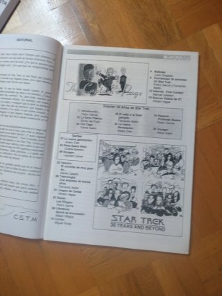 Lote de dos revistas Engage!
