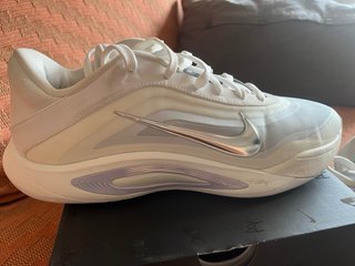 Zapatilla Baloncesto Nike  A’one Gris/Blanco