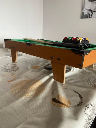 Mini mesa de billar con accesorios