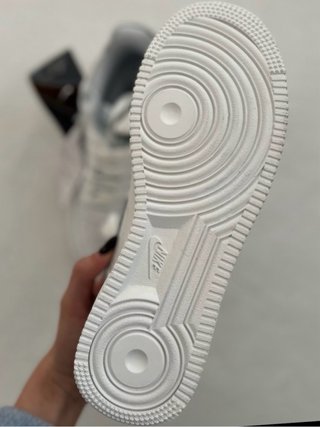 Nike Air Force 1 Blancas y Negras Nuevas