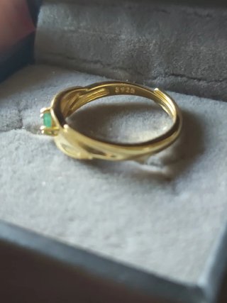 Anillo esmeralda corte cuadrado
