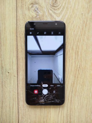 Samsung Galaxy J4+ Negro