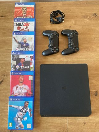 PS4 Slim Negra + 6 Juegos + 2 Mandos