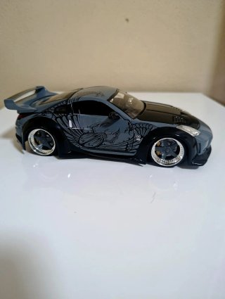 Nissan 350z Escala 1:24