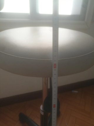 Silla de oficina gris y negra