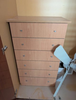 Cajoneras de madera y plástico