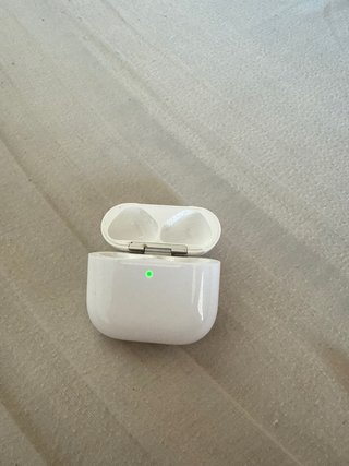 Apple AirPods 4 Cancelación Ruido USB-C
