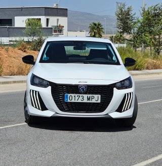 Peugeot 208 2024