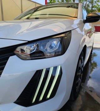 Peugeot 208 2024