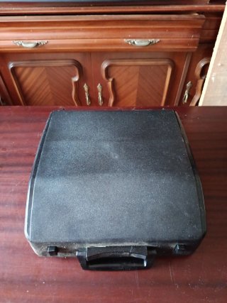 Máquina de escribir Brother 210