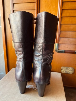 Botas altas camperas de piel 36/37 estilo Y2K