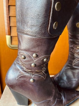 Botas altas camperas de piel 36/37 estilo Y2K
