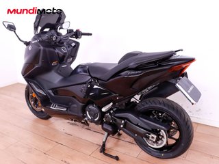 YAMAHA T-MAX 560 TECH MAX