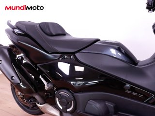 YAMAHA T-MAX 560 TECH MAX
