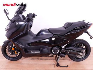 YAMAHA T-MAX 560 TECH MAX