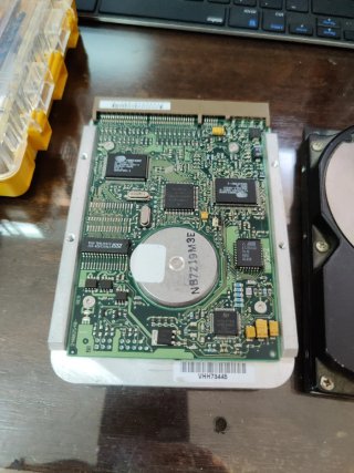 Disco Duro Seagate ST33232A 3GB