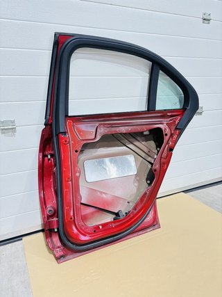 Puerta trasera derecha Mercedes-Benz Clase C W205 2014-2018 A2057300205