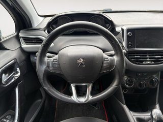 Peugeot 208 2015
