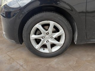 Peugeot 208 2015