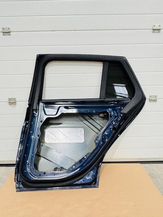 Puerta trasera derecha Mercedes-Benz Clase C S205 2014-2018 A2057320410